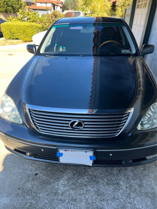 2004 Lexus LS 3rd Gen - Image 10 of 20