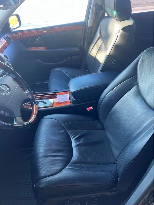 2004 Lexus LS 3rd Gen - Image 2 of 20