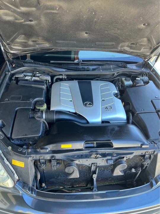 2004 Lexus LS 3rd Gen - Image 20 of 20