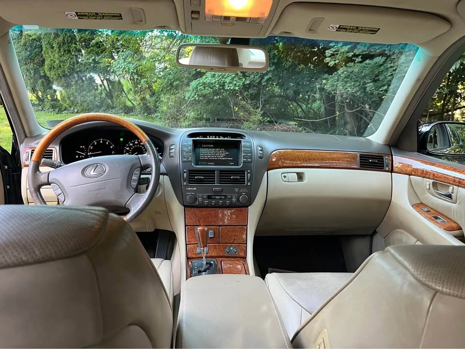 2004 Lexus LS 3rd Gen - Image 8 of 11