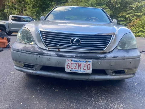 2004 Lexus LS 430 Sedan 4D