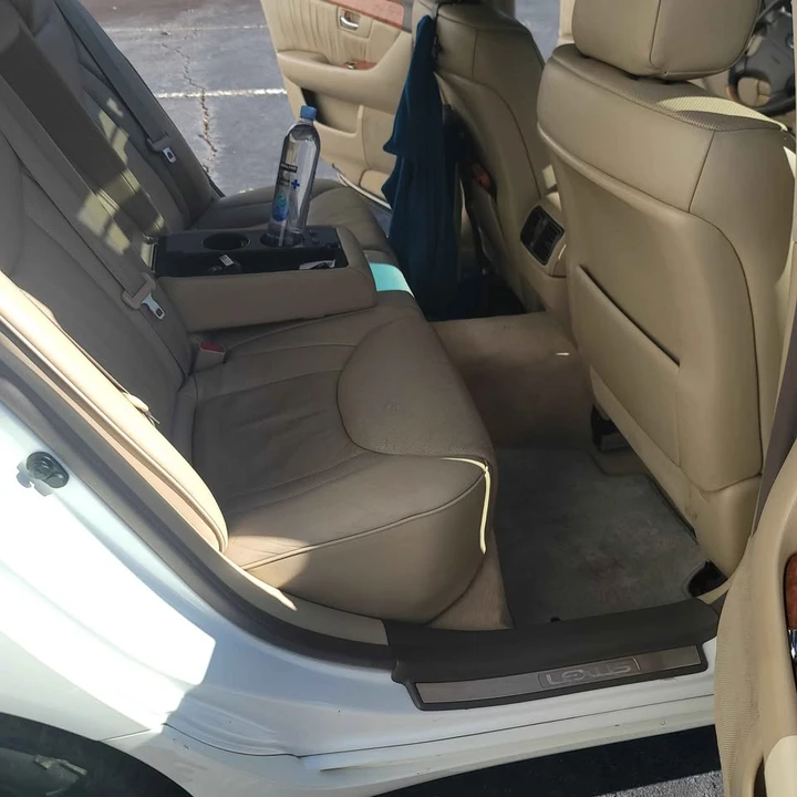 2004 Lexus LS 3rd Gen - Image 8 of 20
