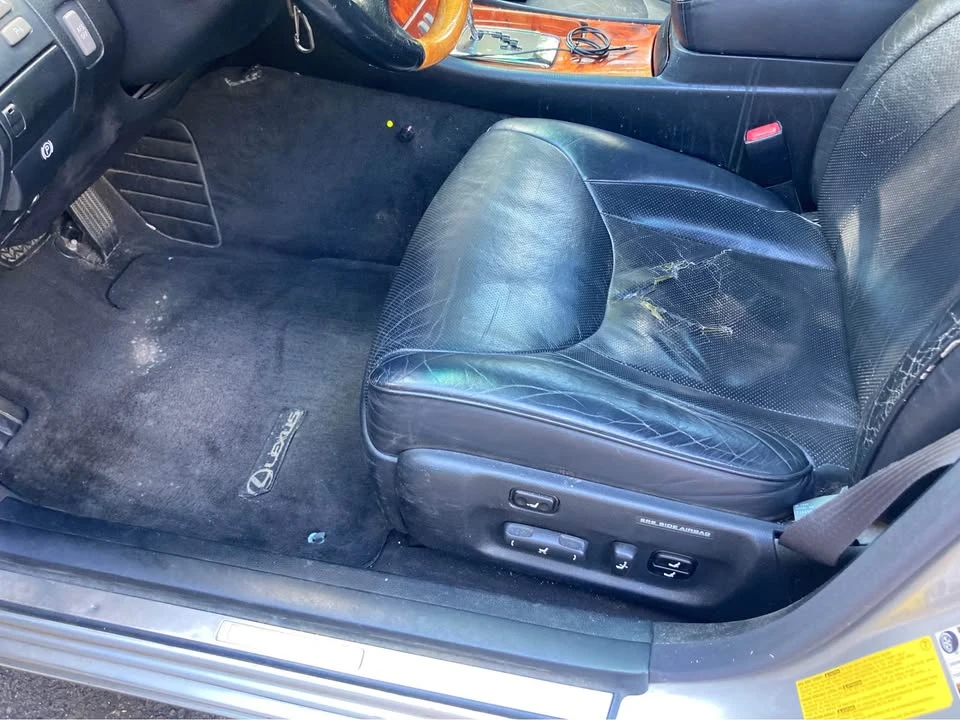 2004 Lexus LS 3rd Gen - Image 7 of 13