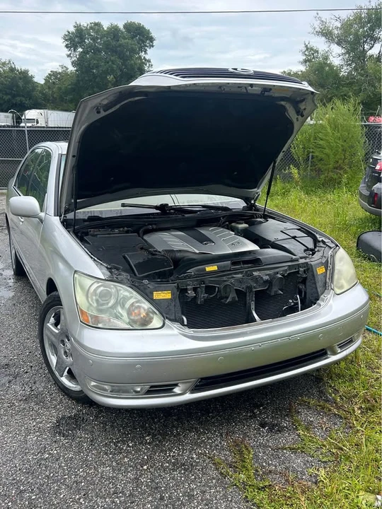 2004 Lexus LS 3rd Gen - Image 16 of 16