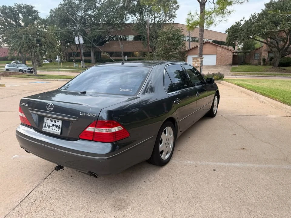 2004 Lexus LS 3rd Gen - Image 4 of 15