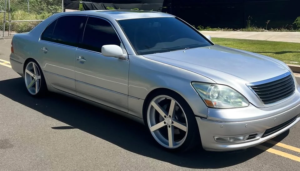 2004 Lexus LS 3rd Gen - Image 7 of 9