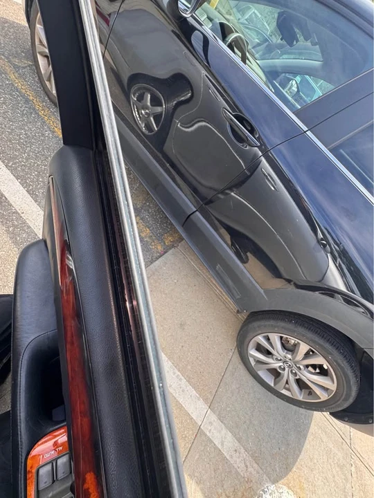 2004 Lexus LS 3rd Gen - Image 14 of 19