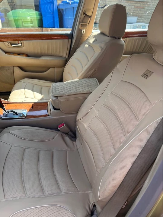 2004 Lexus LS 3rd Gen - Image 9 of 13