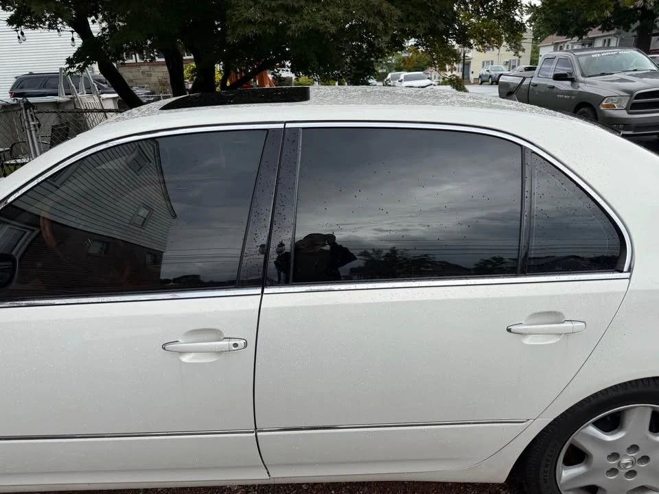 2004 Lexus LS 3rd Gen - Image 4 of 6