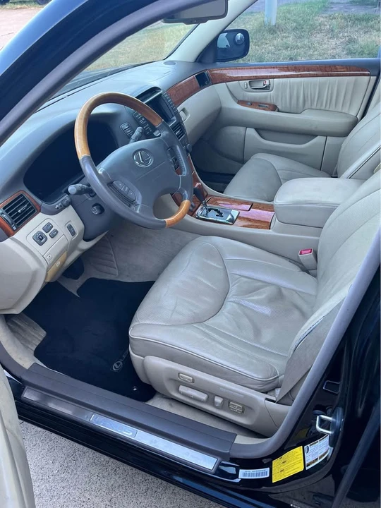 2004 Lexus LS 3rd Gen - Image 4 of 5
