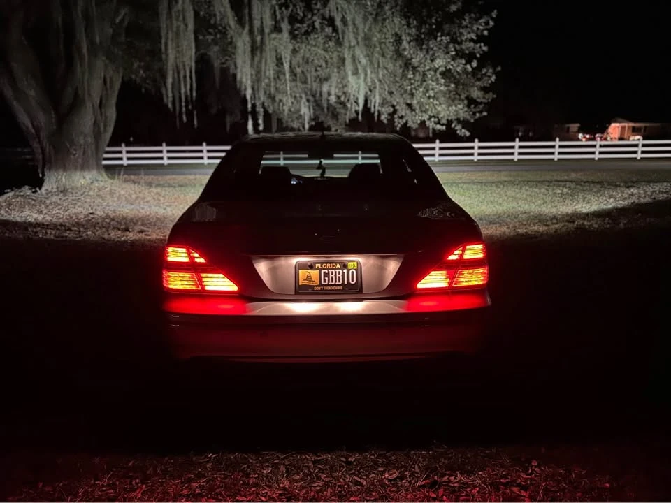 2004 Lexus LS 3rd Gen - Image 6 of 19