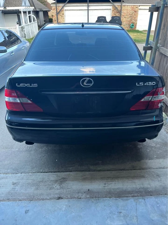 2004 Lexus LS 3rd Gen - Image 2 of 5