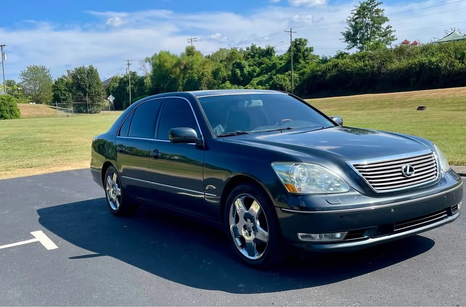 2004 Lexus LS 3rd Gen - Image 8 of 14