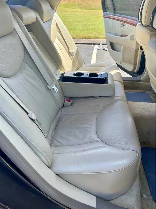 2004 Lexus LS 3rd Gen - Image 12 of 14