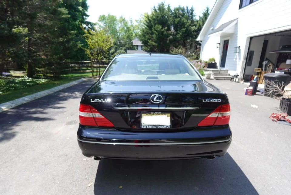 2004 Lexus LS 3rd Gen - Image 4 of 18