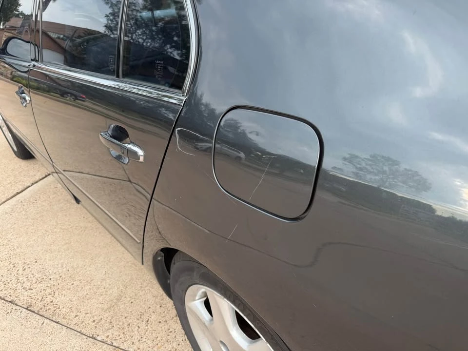 2004 Lexus LS 3rd Gen - Image 10 of 15