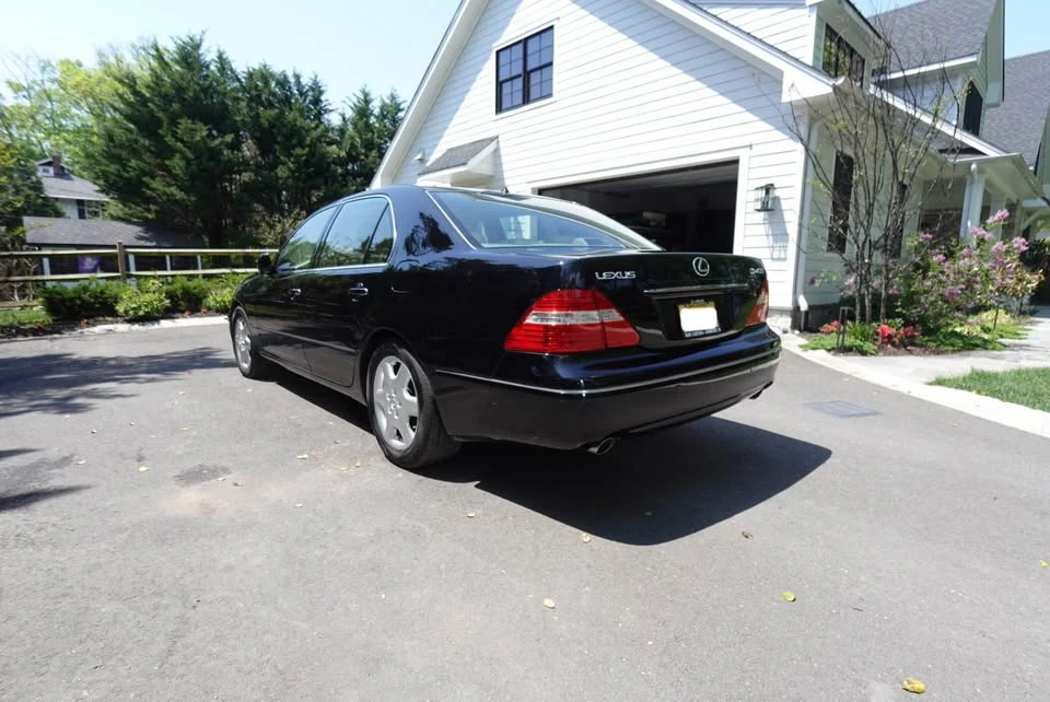 2004 Lexus LS 3rd Gen - Image 2 of 18