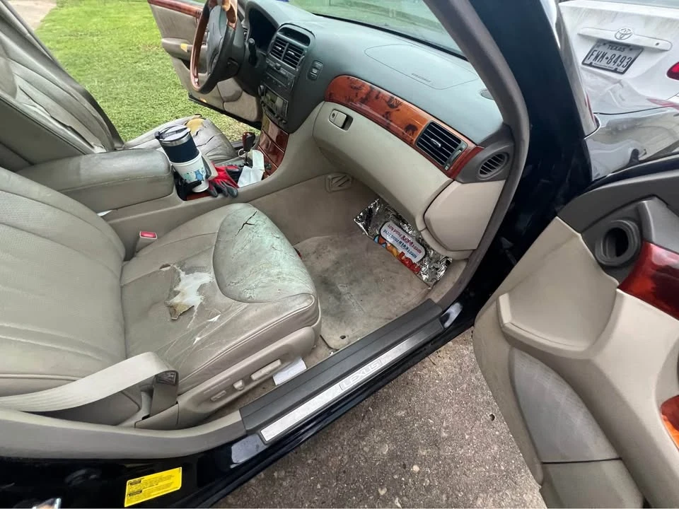 2004 Lexus LS 3rd Gen - Image 12 of 19