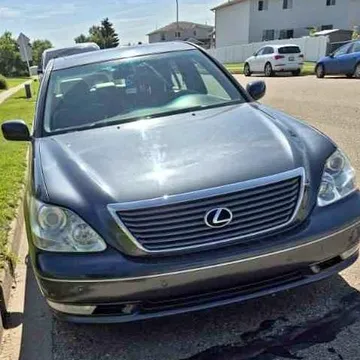 2004 Lexus LS