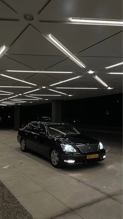 2004 Lexus LS 3rd Gen - Image 4 of 4