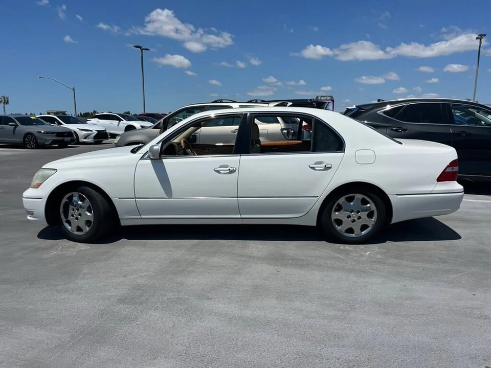 2004 Lexus LS 3rd Gen - Image 8 of 15