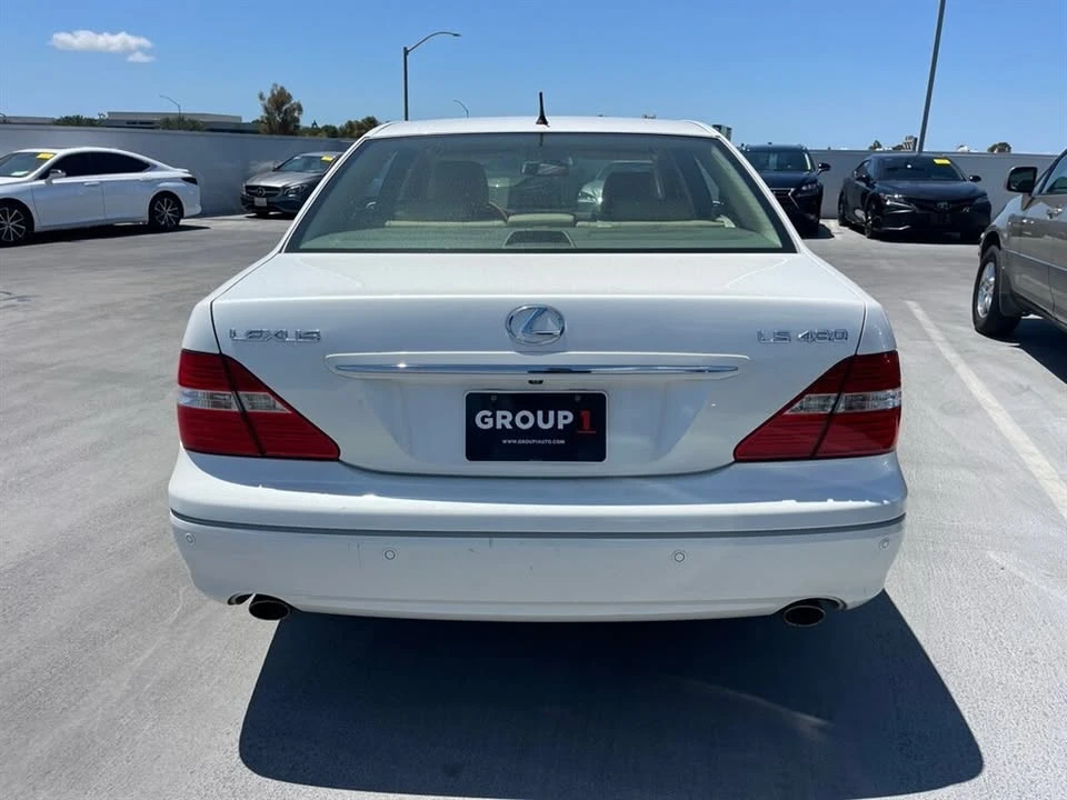 2004 Lexus LS 3rd Gen - Image 6 of 15