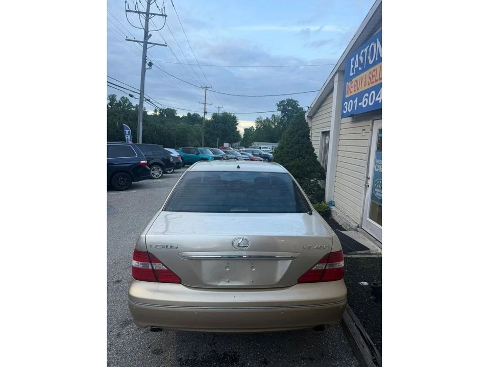 2004 Lexus LS 3rd Gen - Image 13 of 20