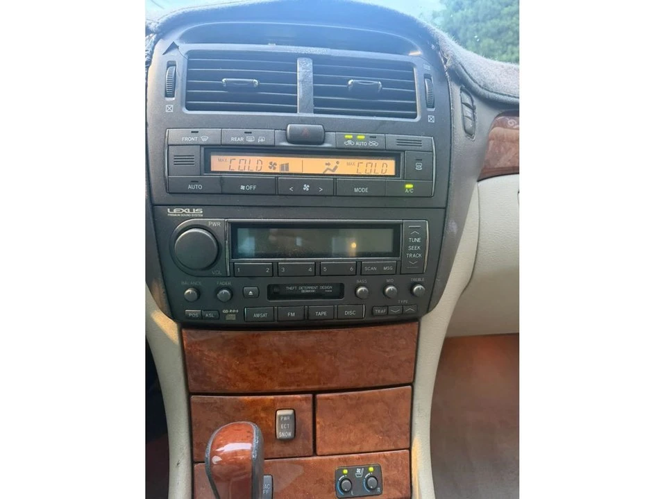 2004 Lexus LS 3rd Gen - Image 20 of 20