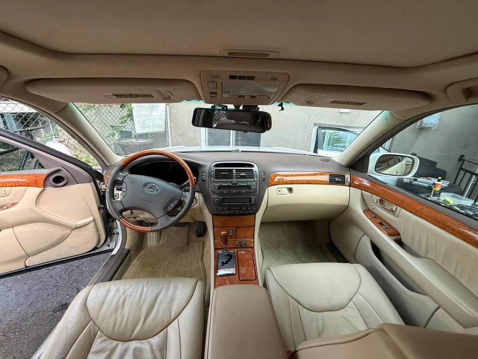 2004 Lexus LS 3rd Gen - Image 5 of 11