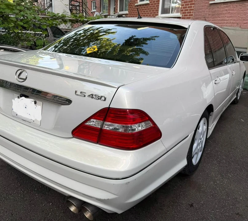 2004 Lexus LS 3rd Gen - Image 2 of 11
