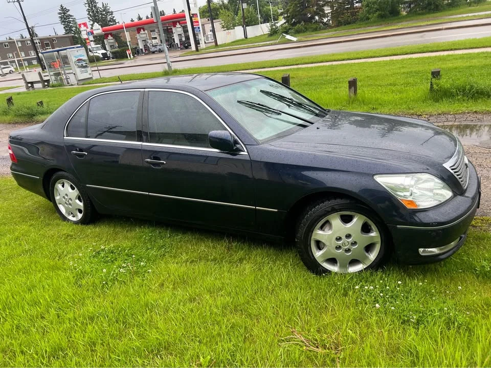 2004 Lexus LS 3rd Gen - Image 5 of 10
