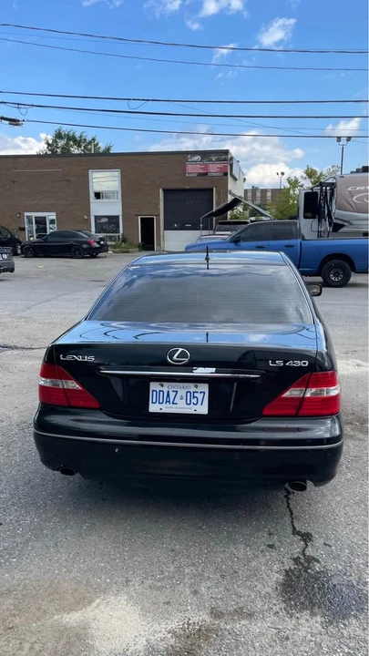 2004 Lexus LS 3rd Gen - Image 4 of 10