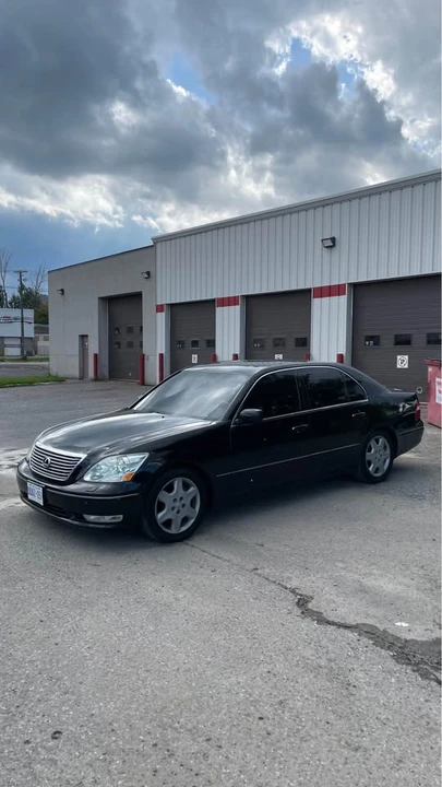 2004 Lexus LS 3rd Gen - Image 2 of 10