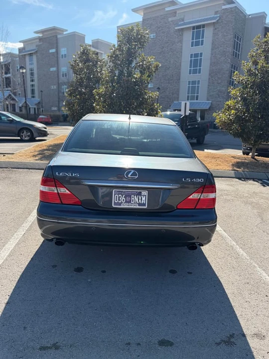 2004 Lexus LS 3rd Gen - Image 5 of 10