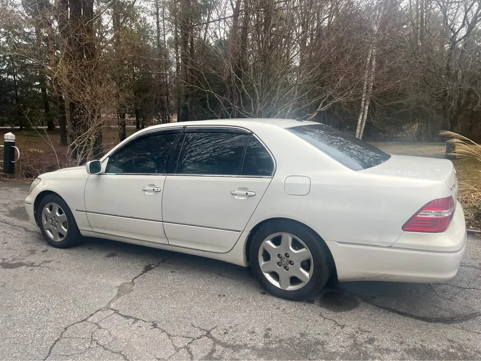 2004 Lexus LS 3rd Gen - Image 8 of 8