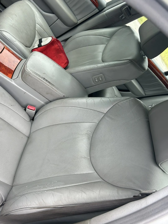 2004 Lexus LS 3rd Gen - Image 12 of 24