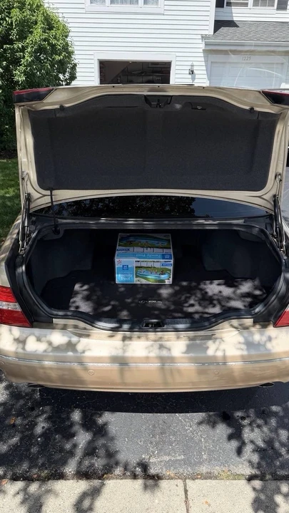 2004 Lexus LS 3rd Gen - Image 14 of 24