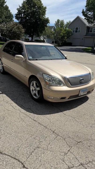 2004 Lexus LS 3rd Gen - Image 3 of 24