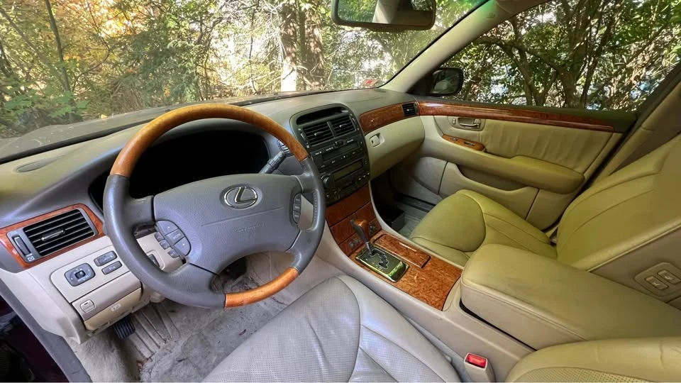 2004 Lexus LS 3rd Gen - Image 4 of 5