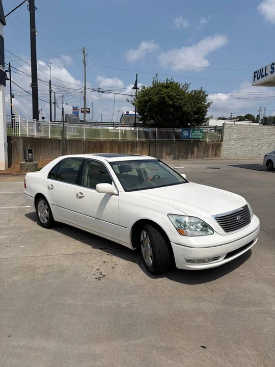 2004 Lexus LS 3rd Gen - Image 2 of 16