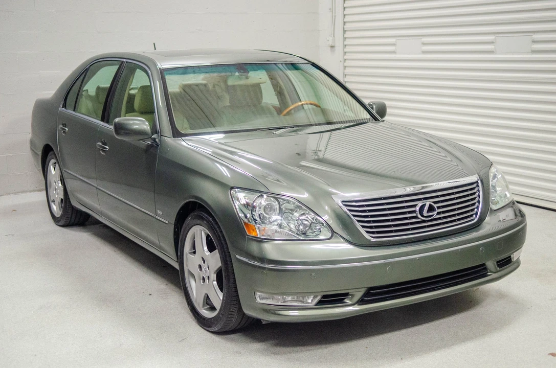 2004 Lexus LS 3rd Gen - Image 31 of 31