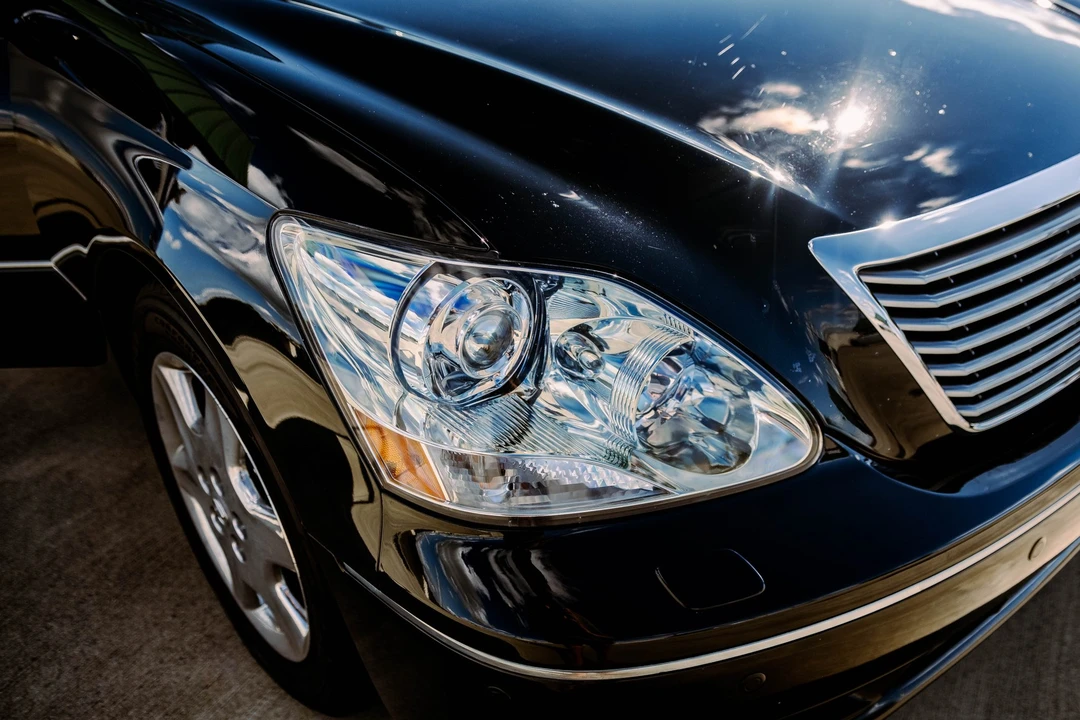 2004 Lexus LS 3rd Gen - Image 26 of 31