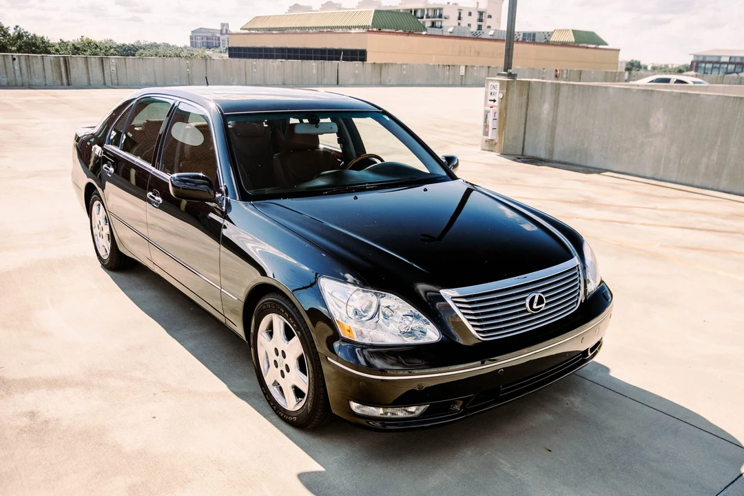 2004 Lexus LS 3rd Gen - Image 8 of 31