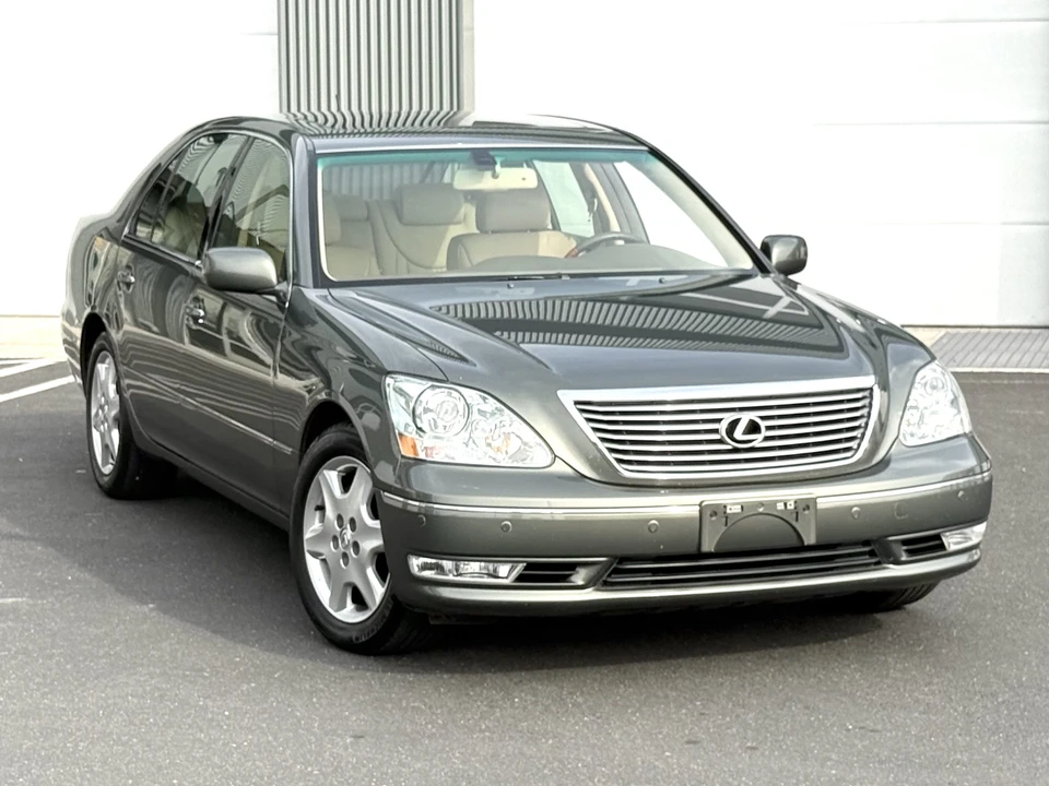 2004 Lexus LS 3rd Gen - Image 22 of 31