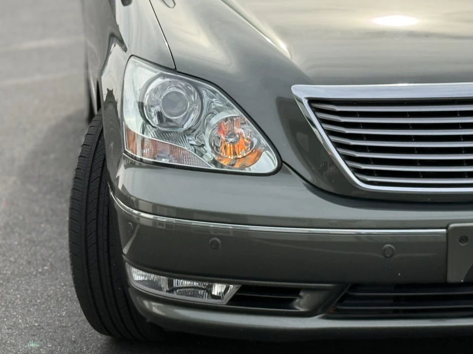 2004 Lexus LS 3rd Gen - Image 29 of 31