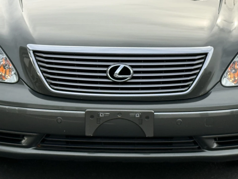 2004 Lexus LS 3rd Gen - Image 31 of 31