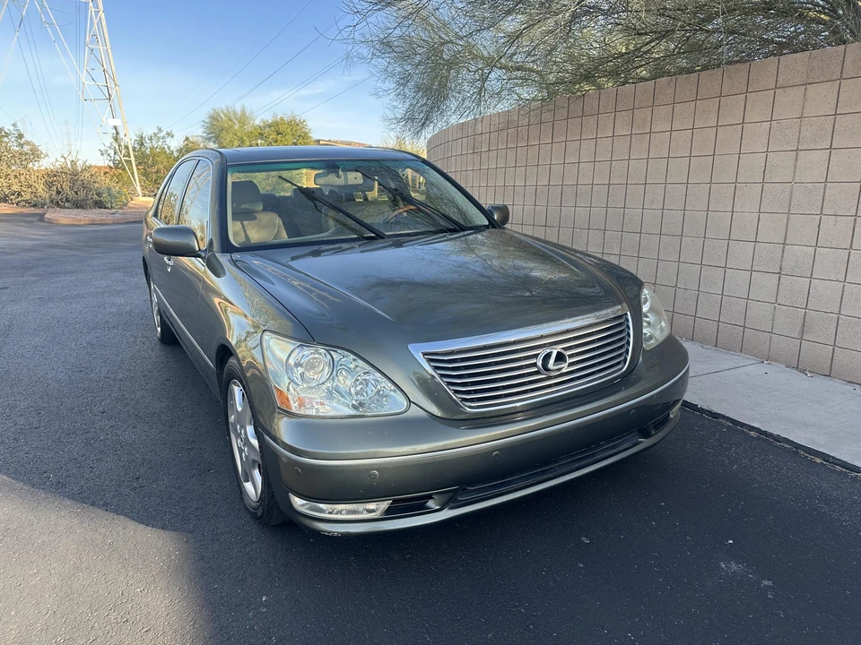 2004 Lexus LS 3rd Gen - Image 2 of 31