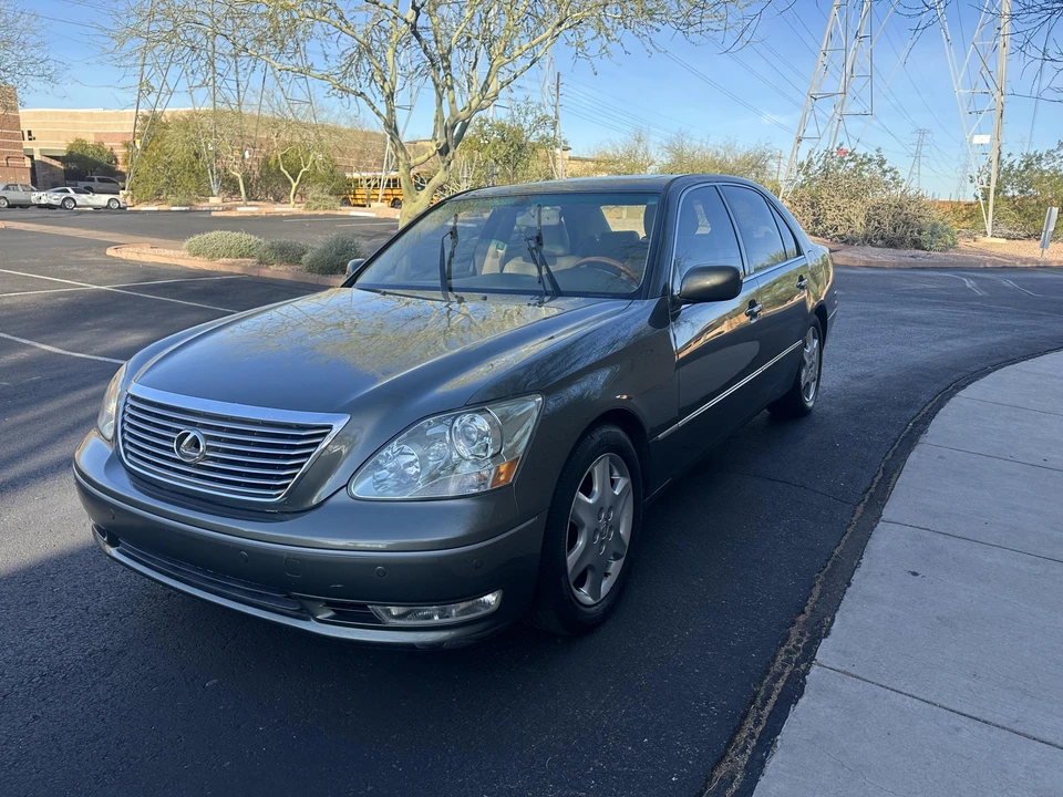 2004 Lexus LS 3rd Gen - Image 3 of 31