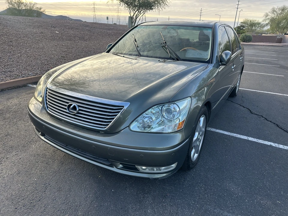 2004 Lexus LS 3rd Gen - Image 20 of 31