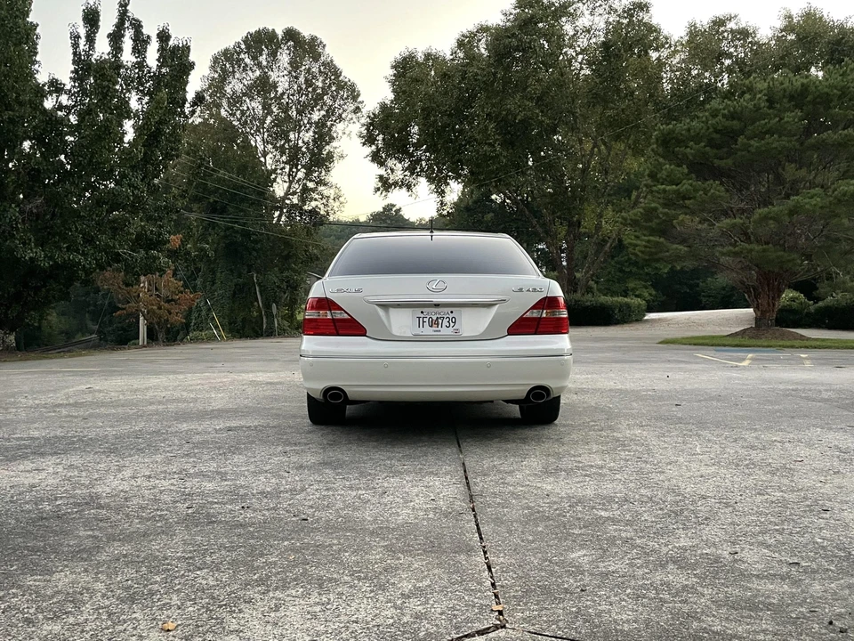 2004 Lexus LS 3rd Gen - Image 31 of 31